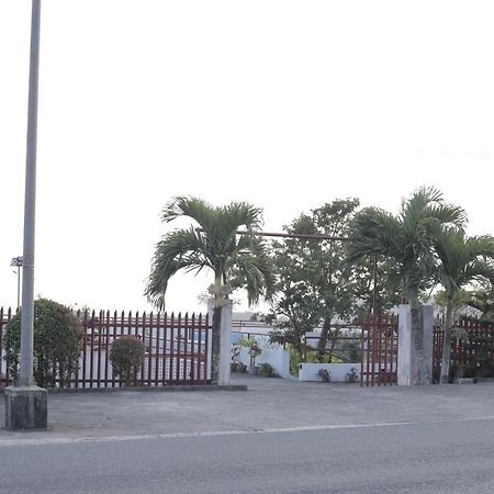 Hotel Casa Noah Tagaytay City Exterior foto